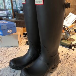 Hunter Black Tall Rain Boots